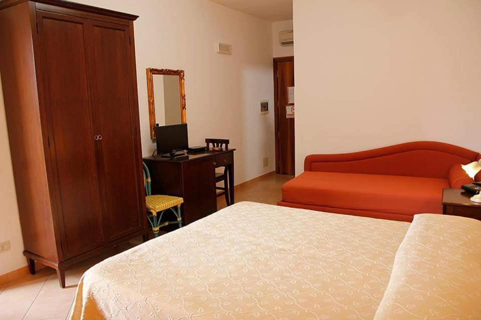 Abbadia Bed & Breakfast ซานวิโต โลคาโป ภายนอก รูปภาพ